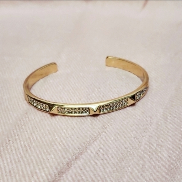 Jewelry - GOLD STUD CUFF BRACELET